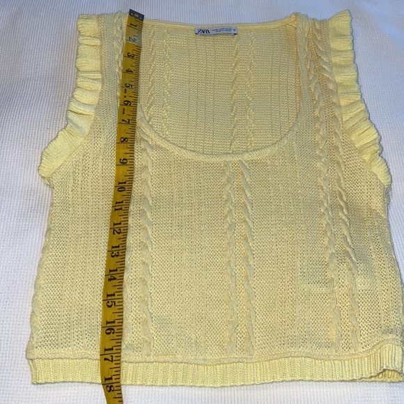 Zara Woman’s Ruffled Cable knit Cropped Top Yellow Size Medium - Picture 9 of 12